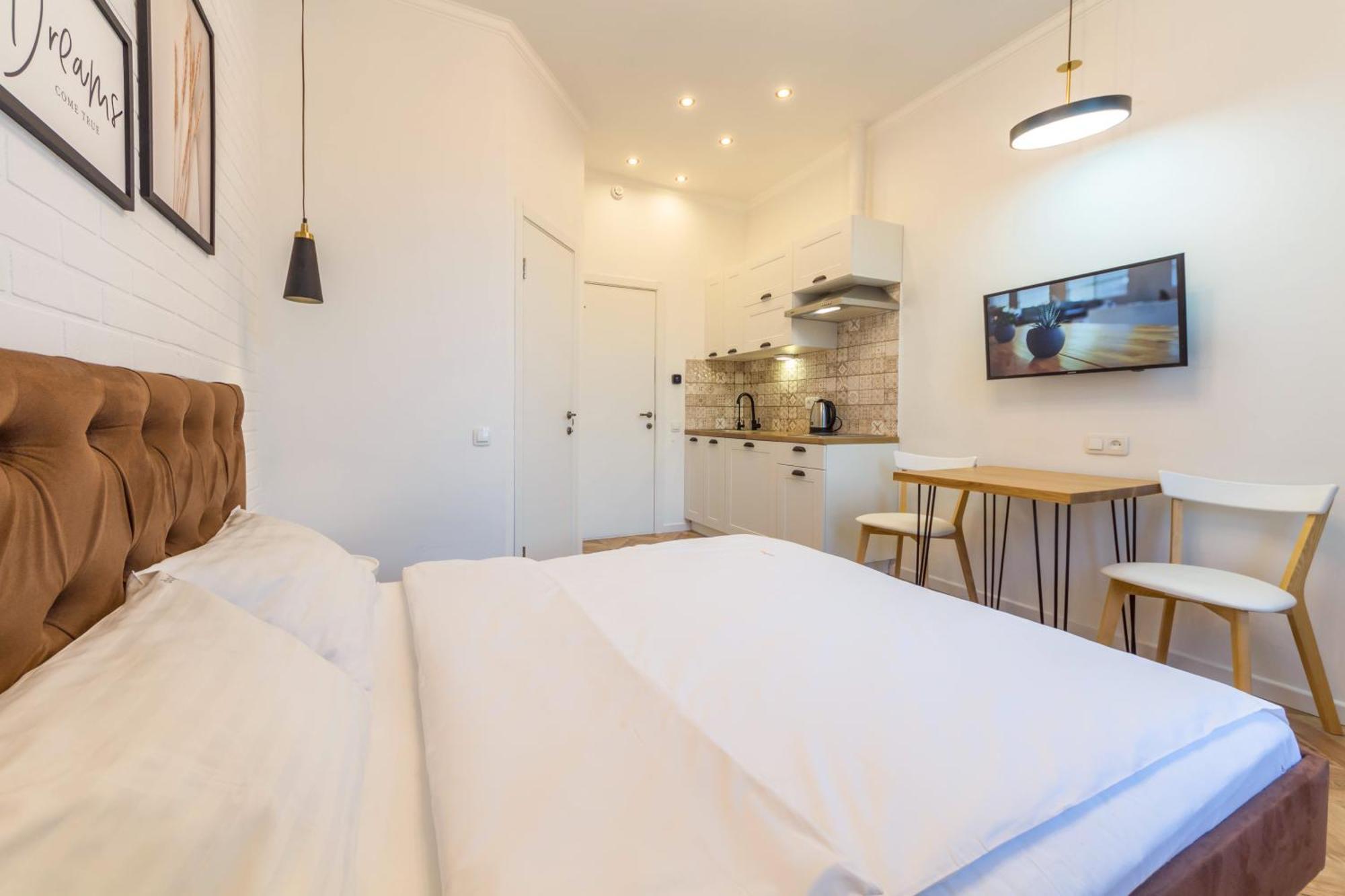 Self Check-In Apartments Kiev Ngoại thất bức ảnh