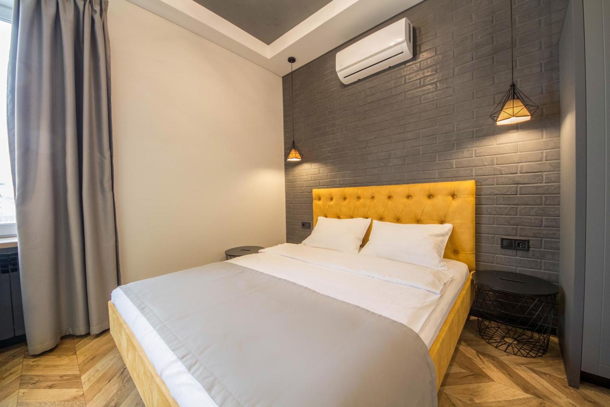 Self Check-In Apartments Kiev Ngoại thất bức ảnh