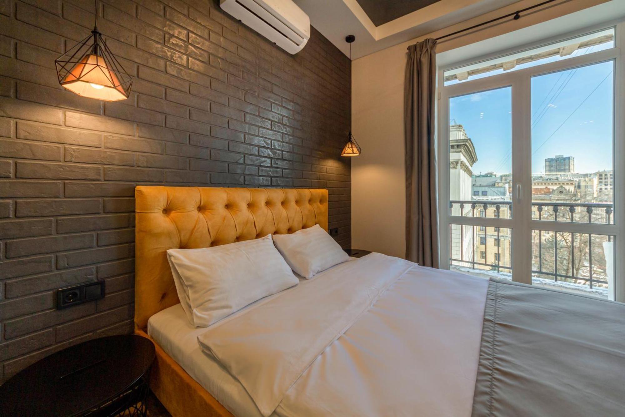 Self Check-In Apartments Kiev Ngoại thất bức ảnh