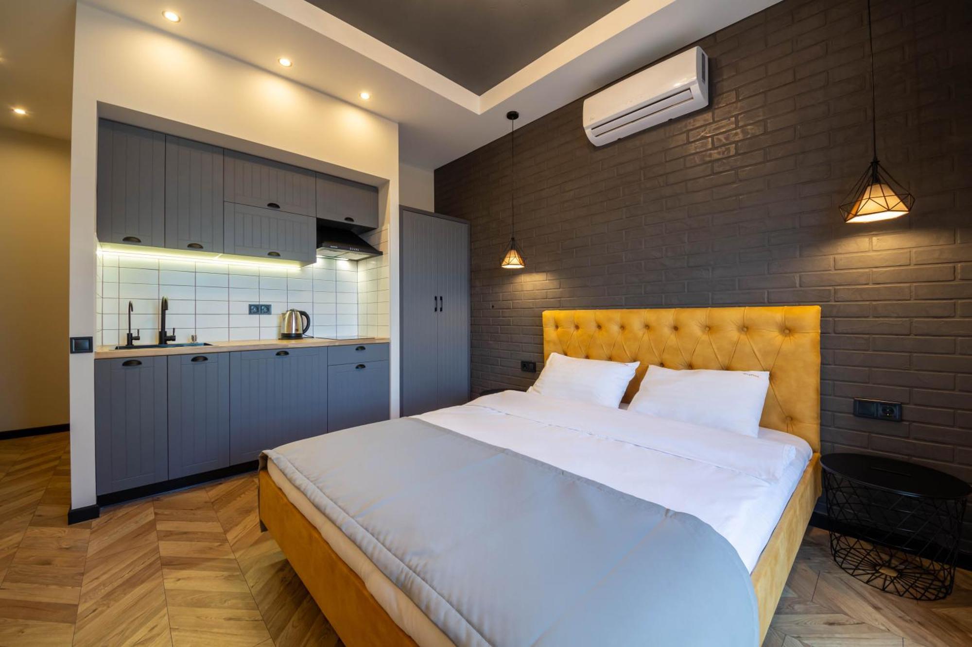 Self Check-In Apartments Kiev Ngoại thất bức ảnh