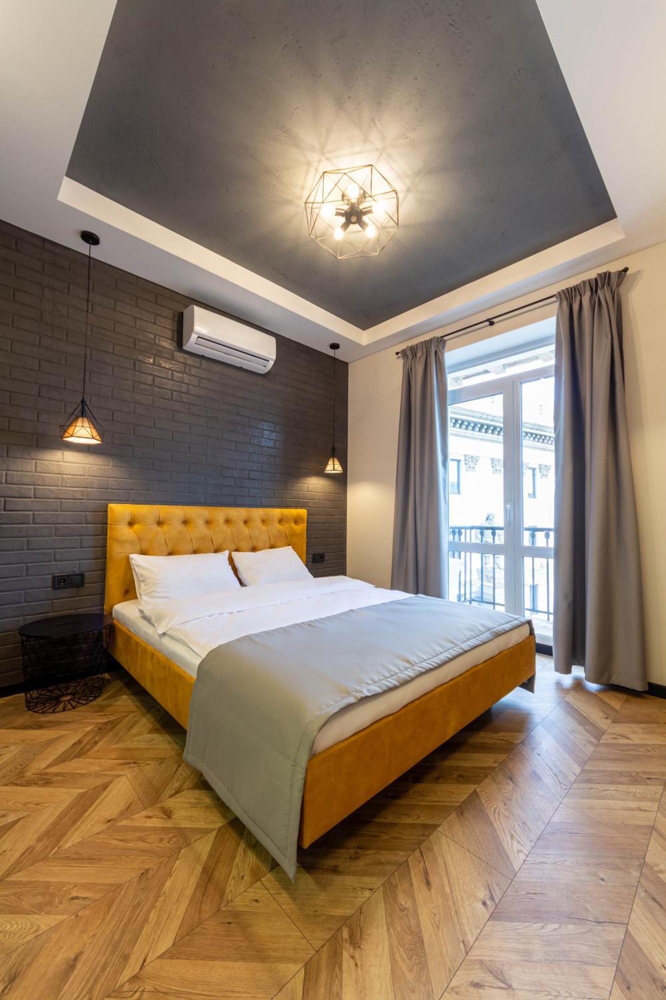 Self Check-In Apartments Kiev Ngoại thất bức ảnh