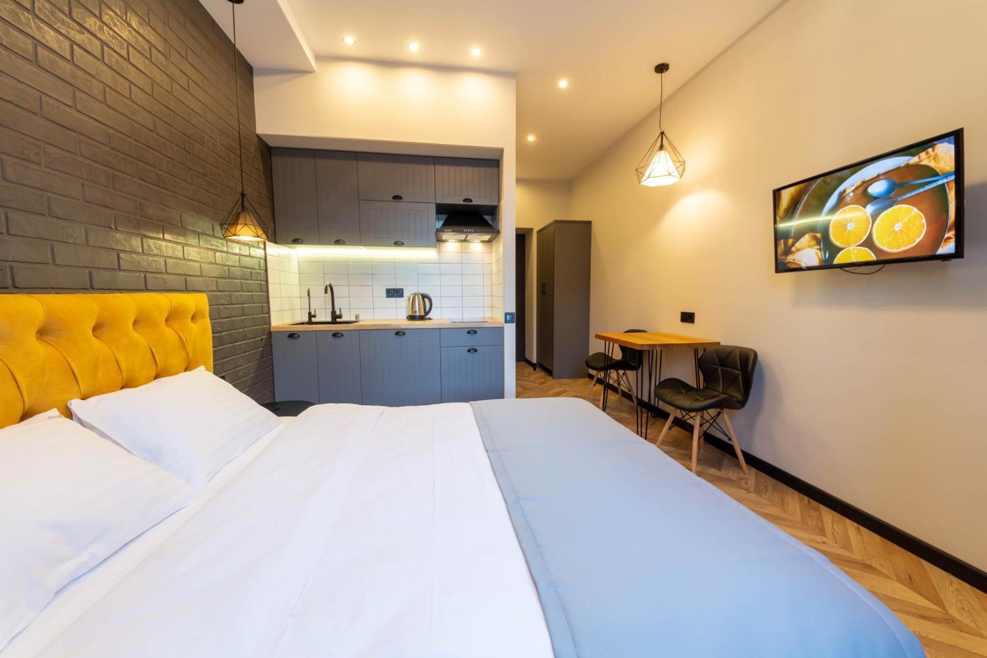 Self Check-In Apartments Kiev Ngoại thất bức ảnh