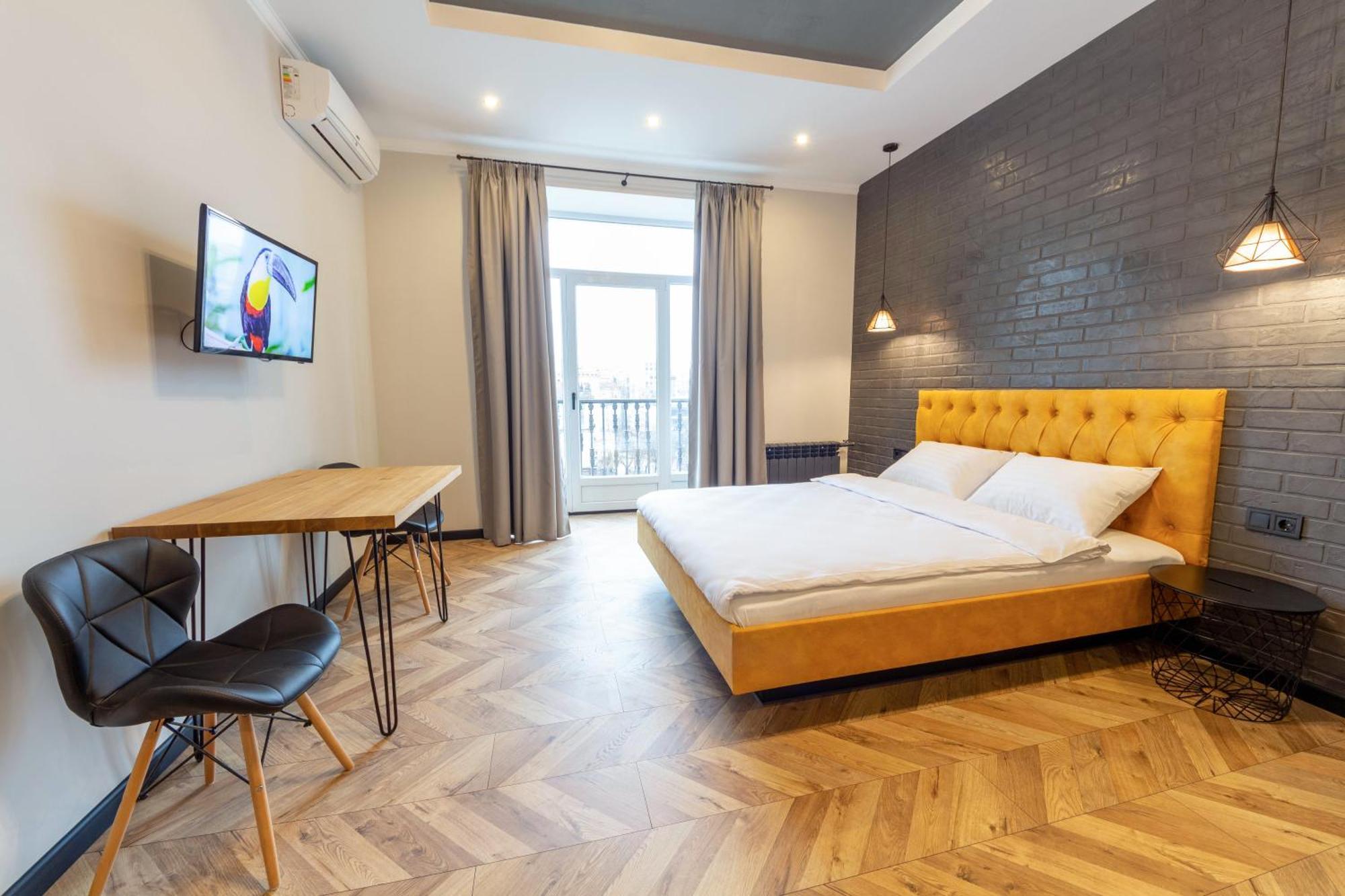 Self Check-In Apartments Kiev Ngoại thất bức ảnh