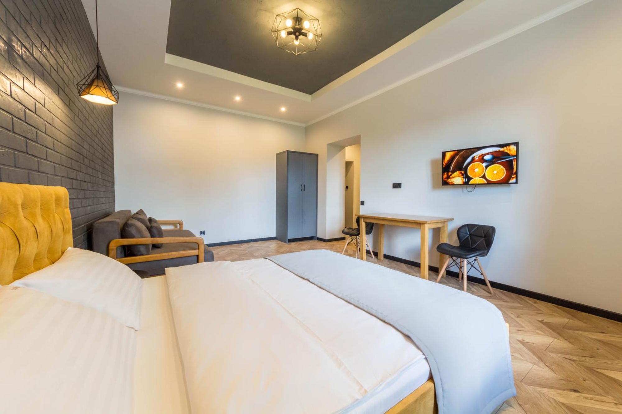 Self Check-In Apartments Kiev Ngoại thất bức ảnh