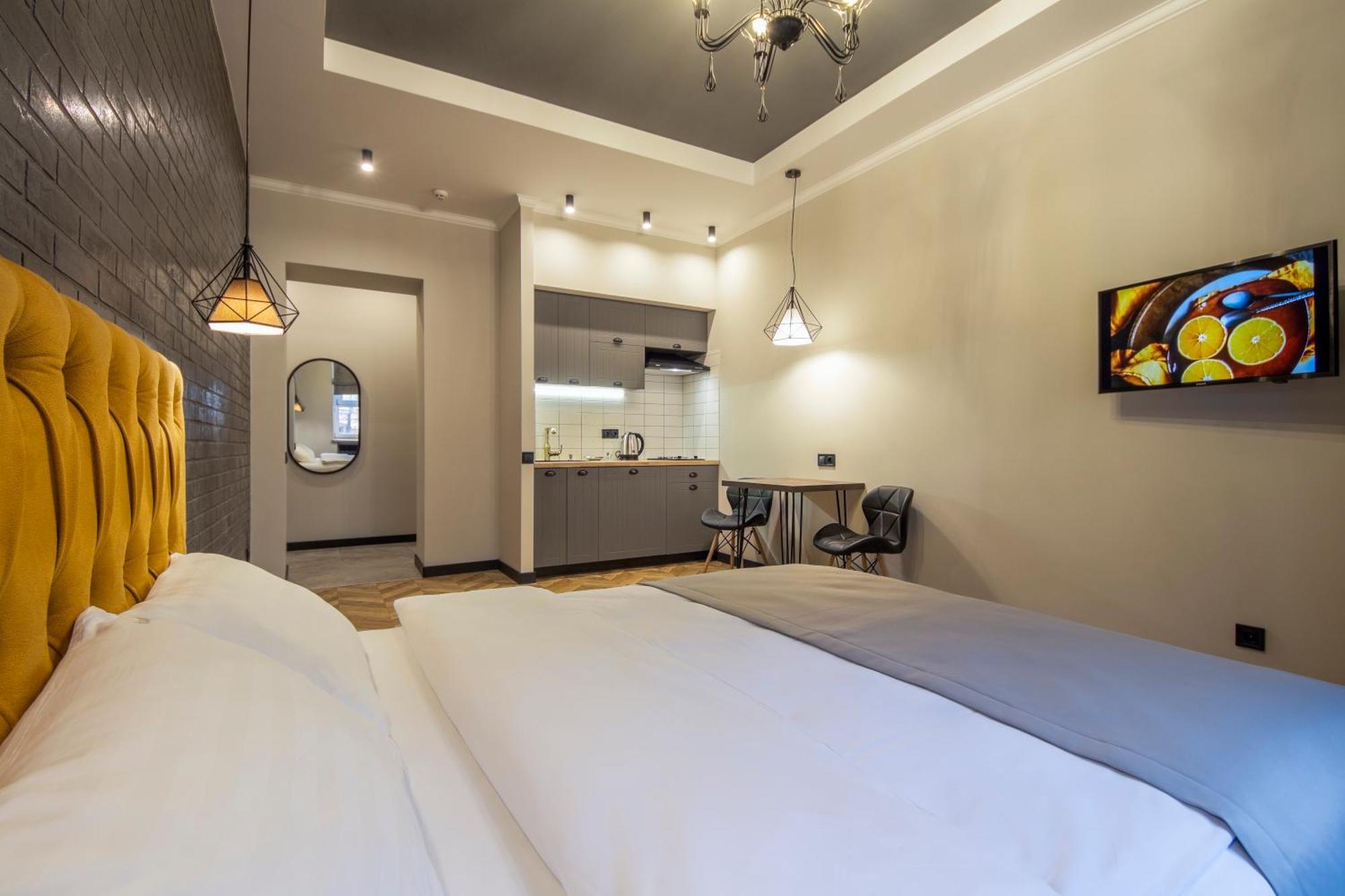 Self Check-In Apartments Kiev Ngoại thất bức ảnh