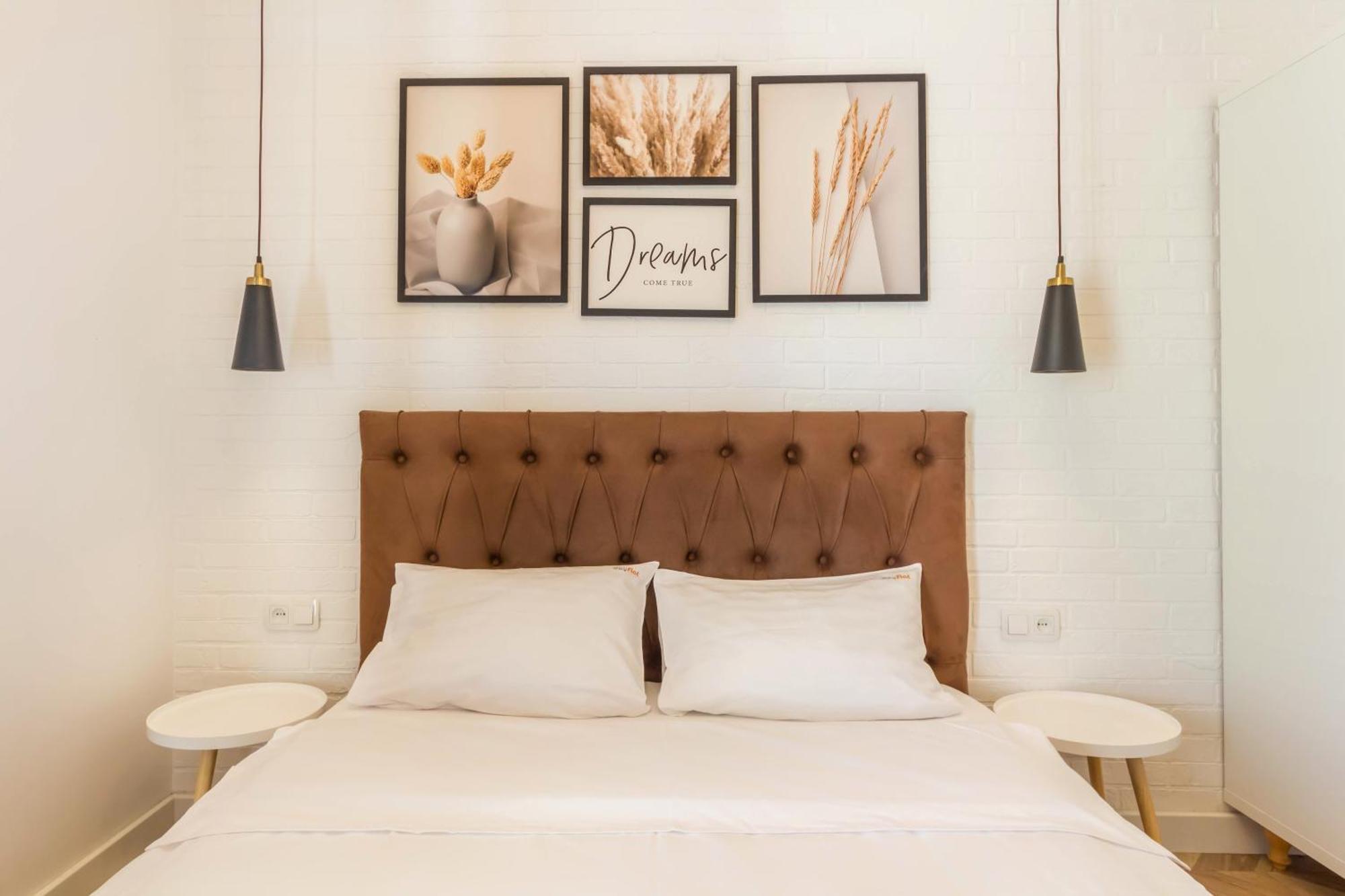 Self Check-In Apartments Kiev Ngoại thất bức ảnh