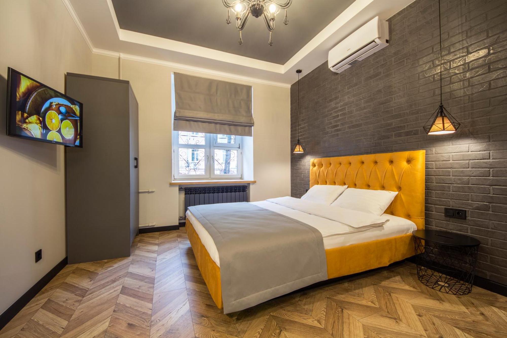 Self Check-In Apartments Kiev Ngoại thất bức ảnh