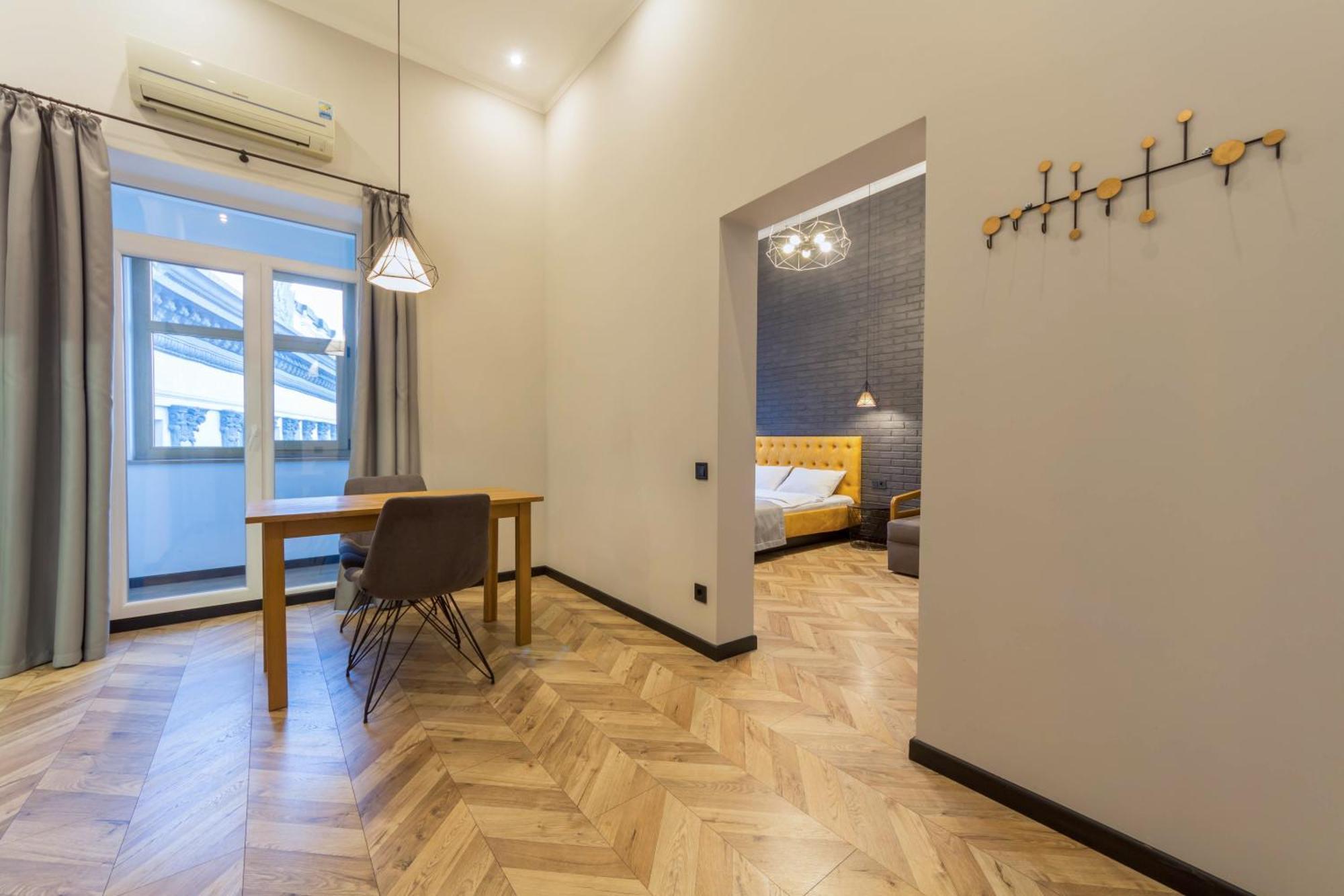 Self Check-In Apartments Kiev Ngoại thất bức ảnh
