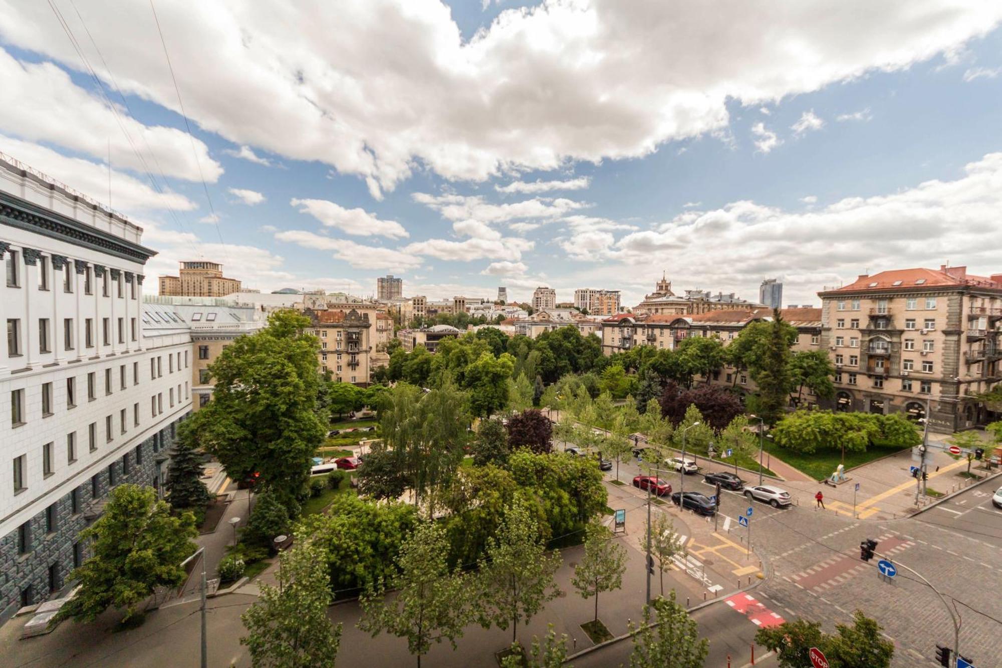 Self Check-In Apartments Kiev Ngoại thất bức ảnh